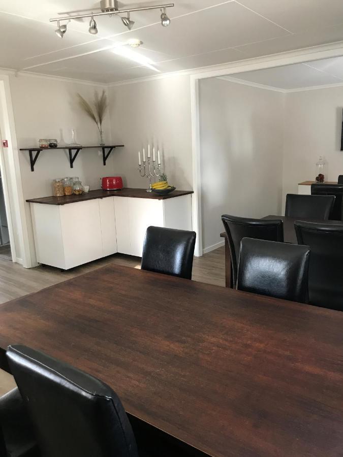 Hotell Kaprifol 亨尼博斯特兰德 外观 照片