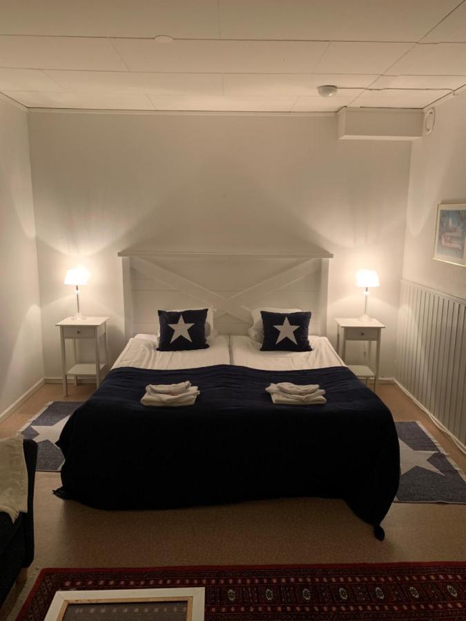 Hotell Kaprifol 亨尼博斯特兰德 外观 照片