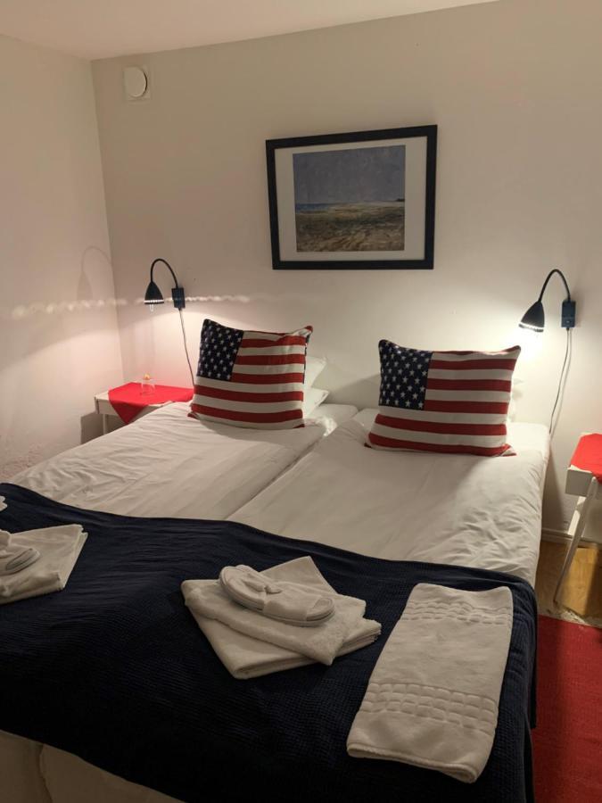 Hotell Kaprifol 亨尼博斯特兰德 外观 照片
