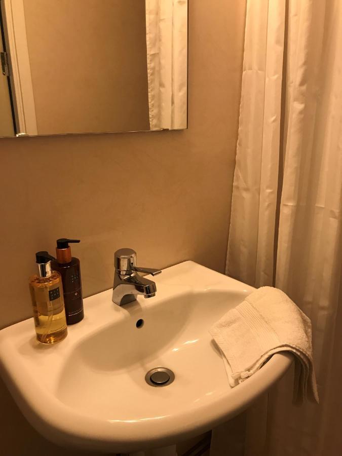 Hotell Kaprifol 亨尼博斯特兰德 外观 照片
